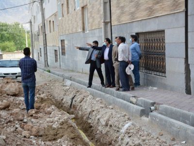 بازدید مدیر مخابرات لرستان از پروژه ارتباط رسانی به مجتمع ۱۲۰۰واحدی ارتش