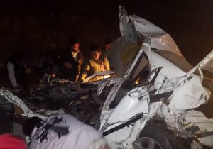 برخورد سه دستگاه خودرو درکیلومتر۸۵محور ازاد راه خرم اباد به پل زال یک فوتی و یک مصدوم بر جای گذاشت