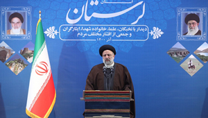 رئیس جمهوردردیدار بانخبگان و اقشارلرستان/اولویت دولت،فعال کردن صنایع نیمه تعطیل است
