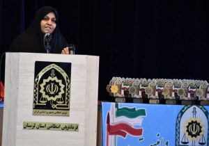 ما خانواده شهداء همچون شهیدانمان تا آخرین قطره خون پای رهبری، نظام و انقلاب ایستاده ایم