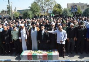 پلیس و نیروی های مسلح ایران اسلامی با تمام توان در مقابل دسیسه های دشمنان ایستاده اند