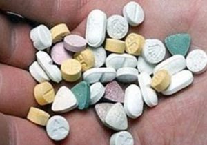 کشف ۱۵ هزار قرص غیر مجاز در دلفان