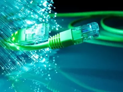 اجرای پروژه فیبر نوری درب منازل و کسب‌وکارها در دلفان
