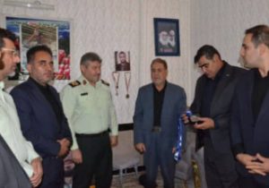 اهدای مدال قهرمانی پارالمپیک جهانی به خانواده شهید مدافع امنیت