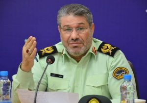 توقیف خودرو حامل ۵ کیلوگرم ماده مخدر شیشه در الیگودرز