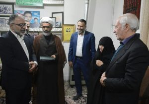 شهدا مسیر سعادت را انتخاب کردند