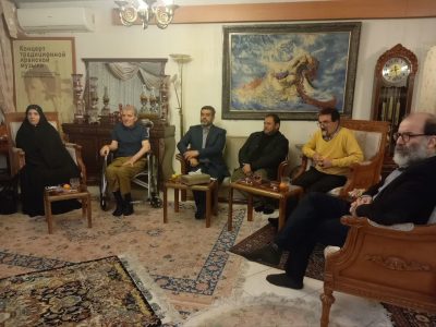 هنرمندان پیشکسوت سرمایه‌های اصلی فرهنگ و هنر لرستان هستند