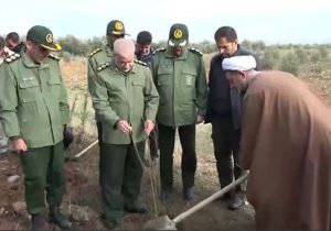 مراسم مشترک روز درختکاری در نیرو‌های مسلح لرستان