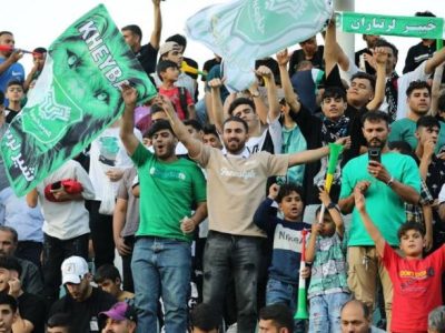 خیبر خرم‌آباد جام قهرمانی لیگ آزادگان را بالای سر برد