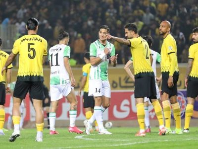 سپاهان با شکست خیبر صدرنشین لیگ برتر شد
