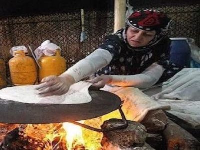 توزیع بیش از هفت هزار تن آرد بین عشایر لرستان