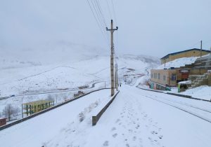 مسدود شدن راه ارتباطی ۹۳ روستای بروجرد