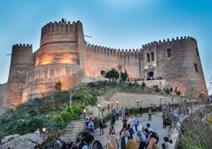 بازدید ۳۰ هزار نفر از قلعه تاریخی فلک الافلاک