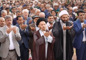 اقامه نماز عید سعید فطر در لرستان