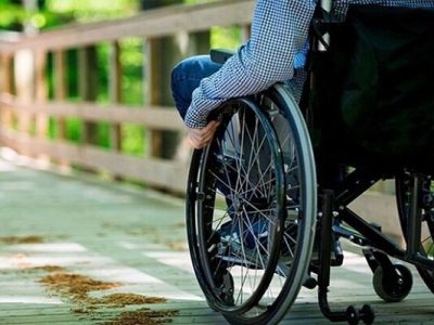 اهدای ۶۷ دستگاه ویلچر به معلولان ضایعه نخاعی لرستان