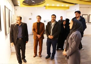 نمایشگاه نقاشی بانوان در ازنا افتتاح شد