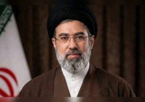 آیت‌الله سید مجتبی خامنه‌ای سومین رهبر جمهوری اسلامی ایران شد