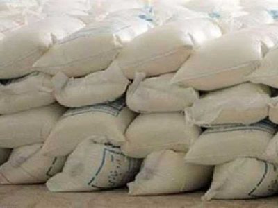 کشف یک تن و ۲۸۰ کیلو آرد خارج از شبکه توزیع در الیگودرز