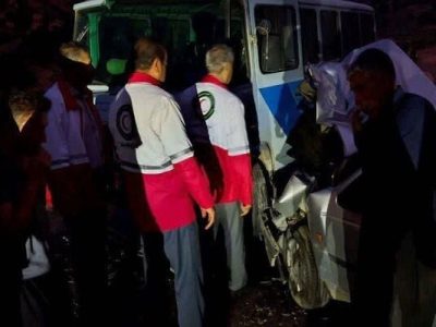 برخورد پژو با مینی‌بوس در جاده نورآباد ۷ نفر مصدوم برجای گذاشت