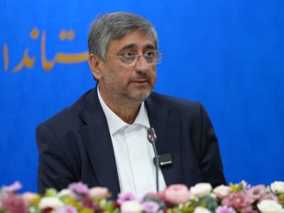 هنرمندان موتور محرکه توسعه استان هستند